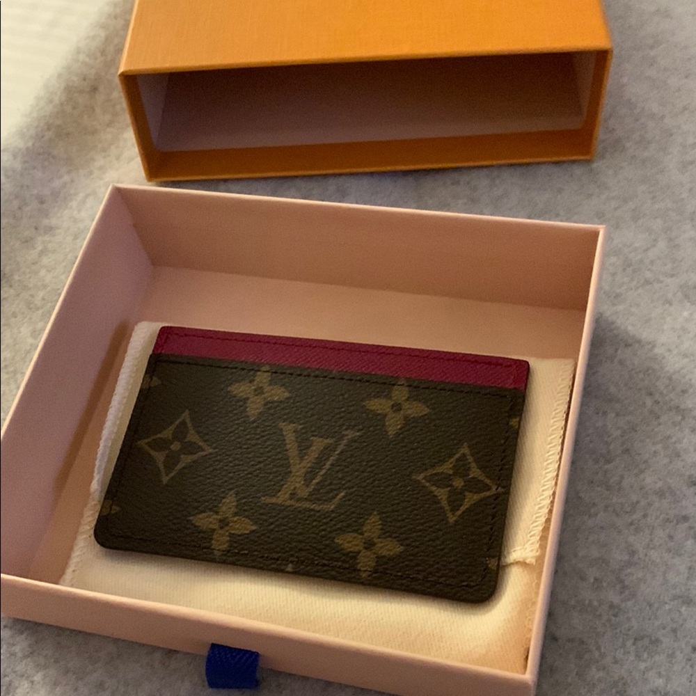 Louis Vuitton Monogram Card Holder - Brown and Pink , never been used, rare